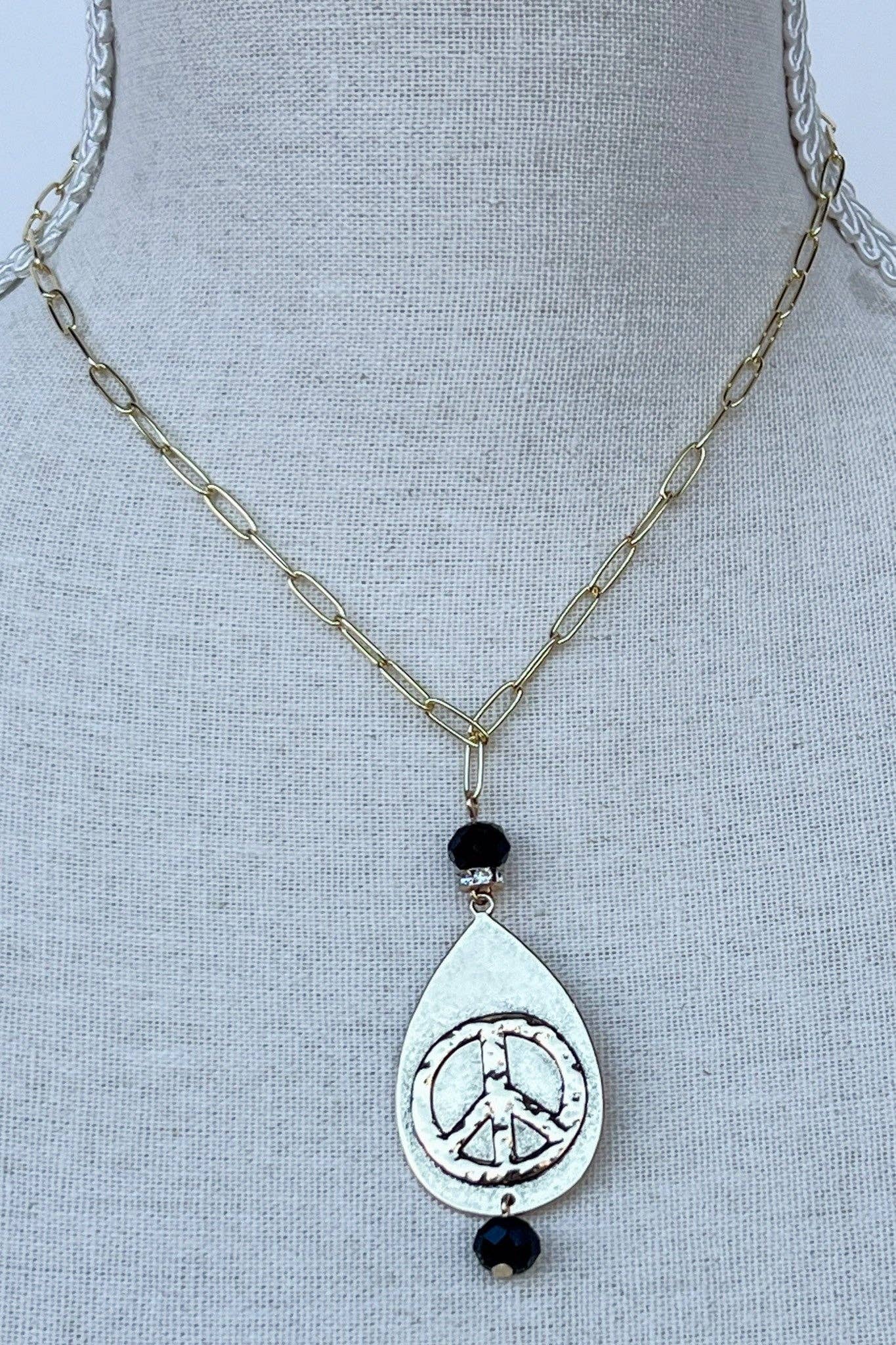 Breathe Necklace in Gold