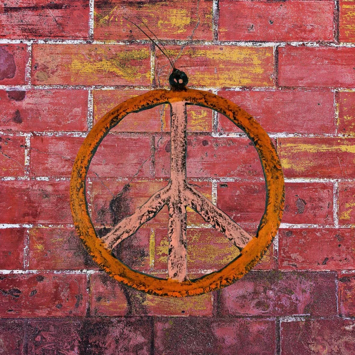 Peace sign ornament hippie recycled metal art USA impulse
