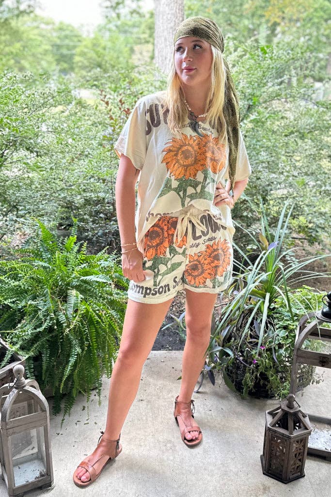 🌻 Thompson Sunflower Shorts 🌻