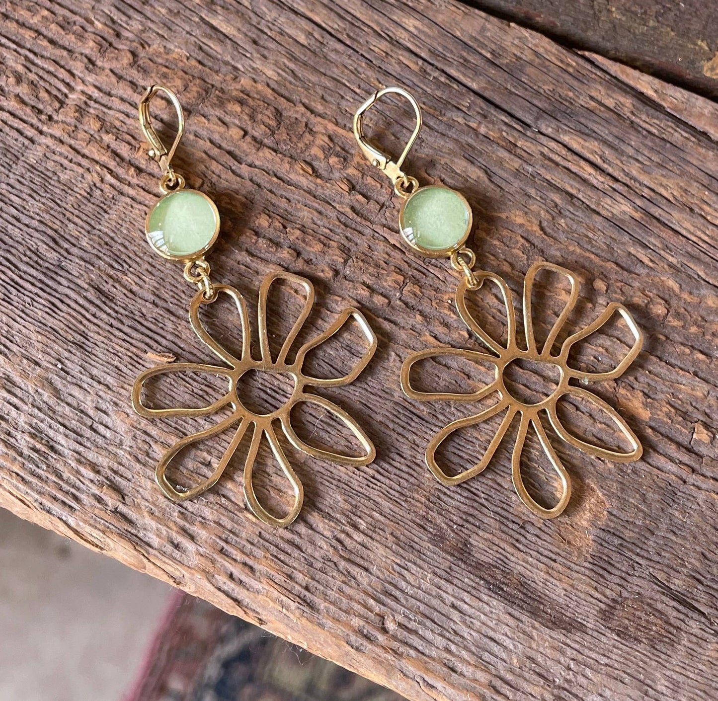 Brass & gold daisies - daisy, retro, 70s, flowers, green