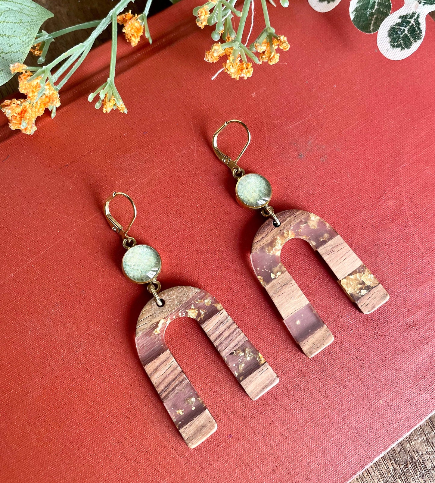 Arch shaped striped Earrings - fall collection, wood, resin