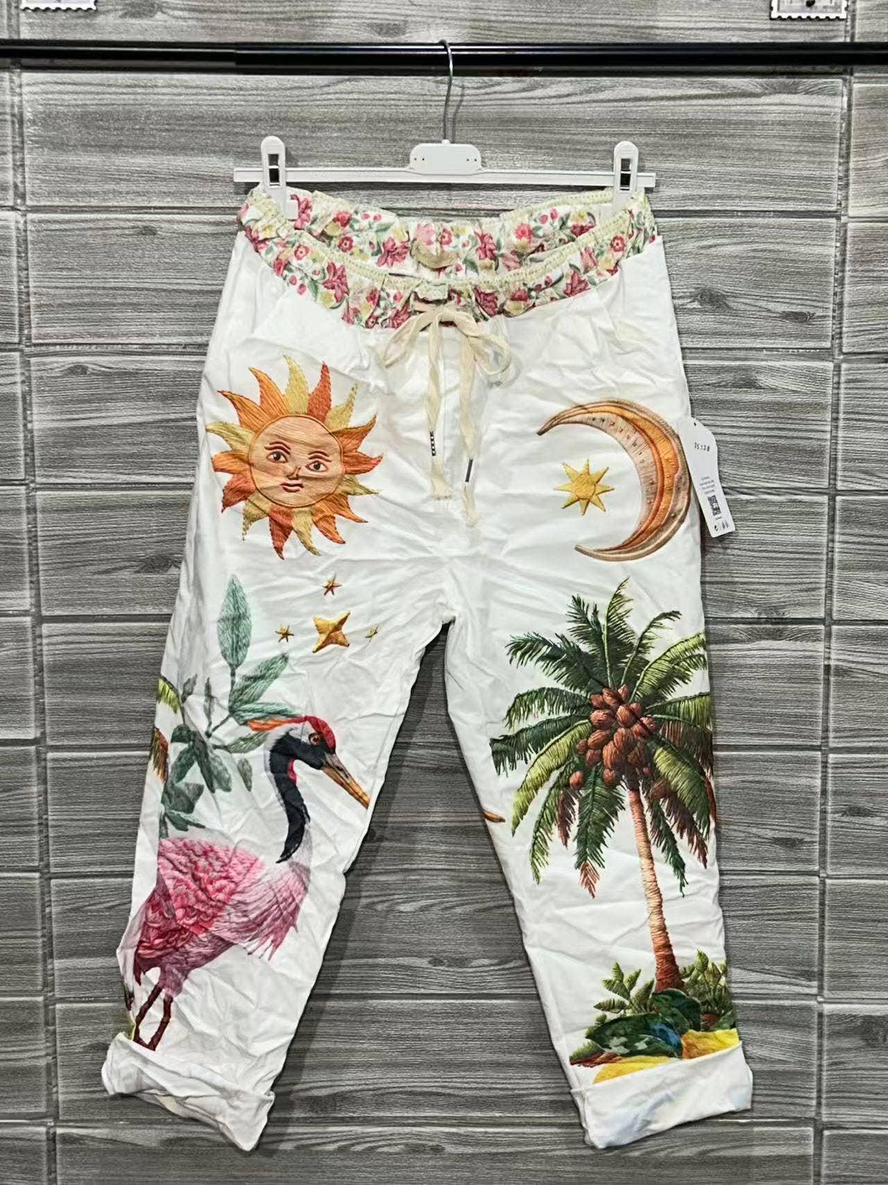 Riviera Icons Print Pants White