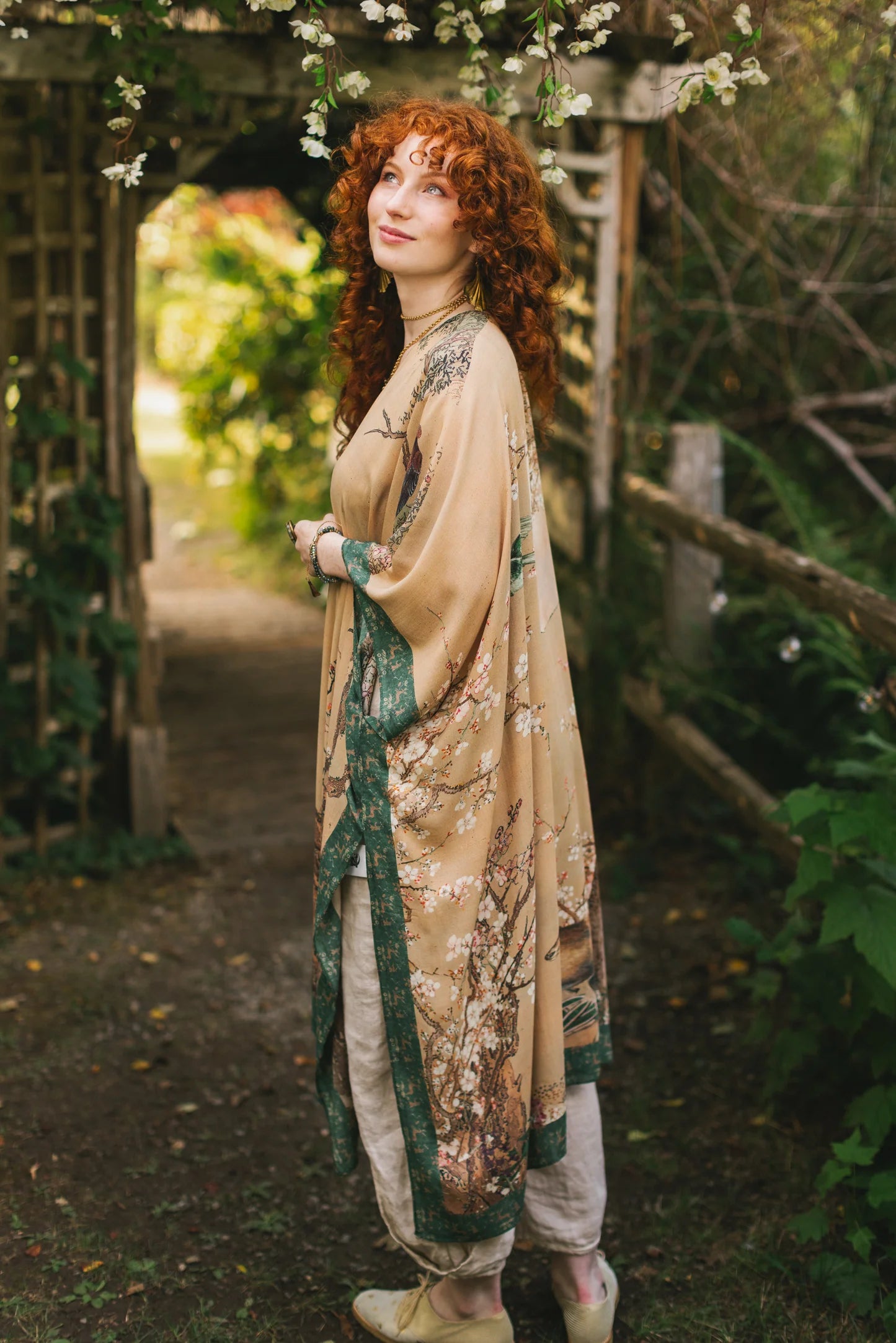 Fable Goddess Duster