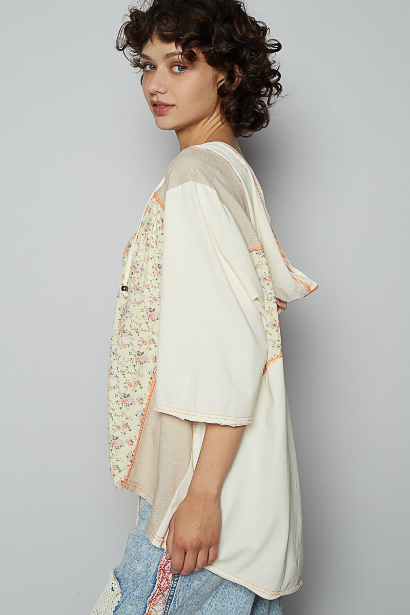 V-Neck Half-Sleeved Roomy Top