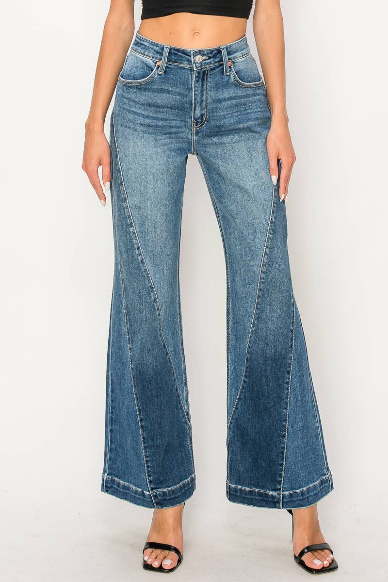 HIGH RISE RELAXED FLARED LEG JEANS