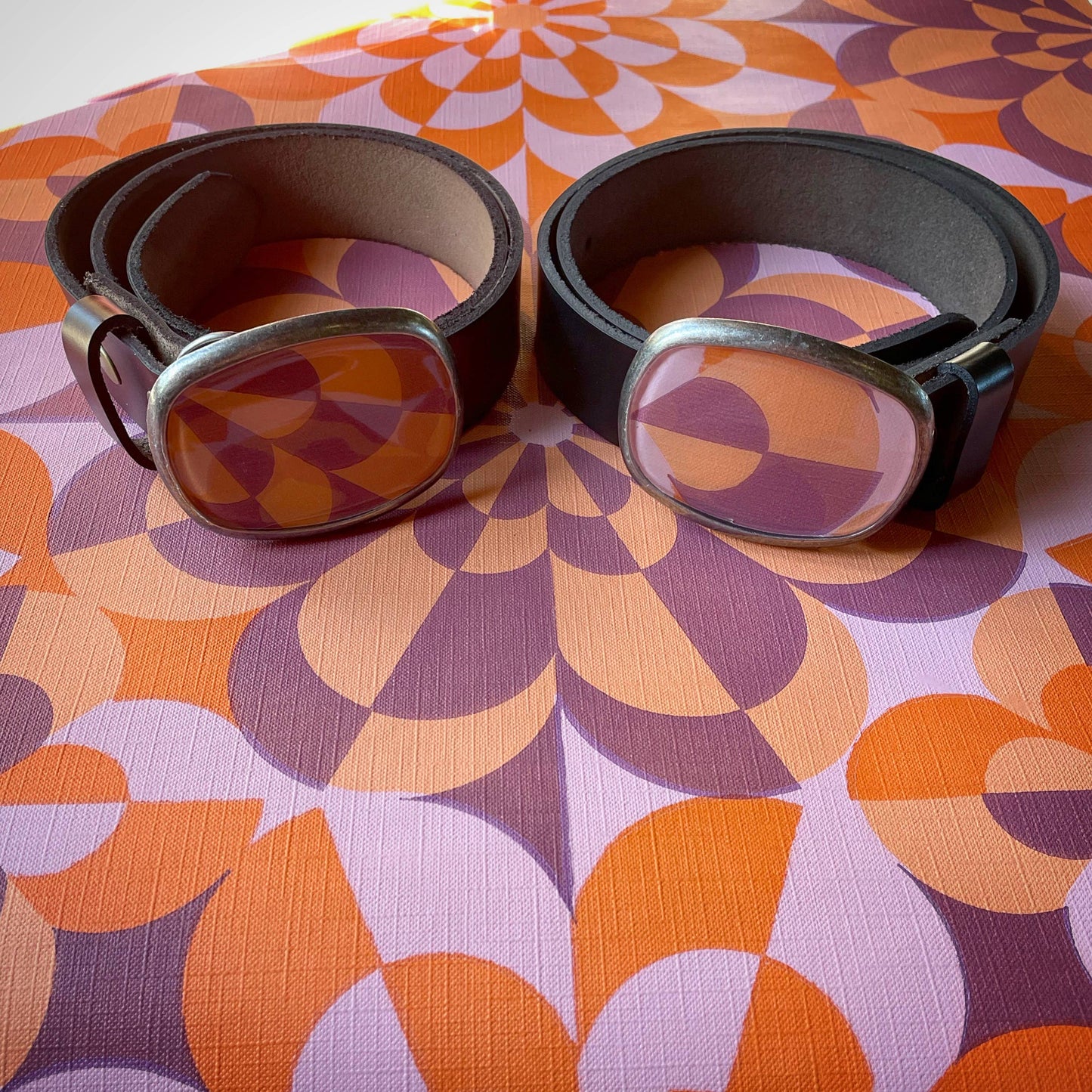 Belt buckle, groovy - vintage wallpaper, 70's inspired retro