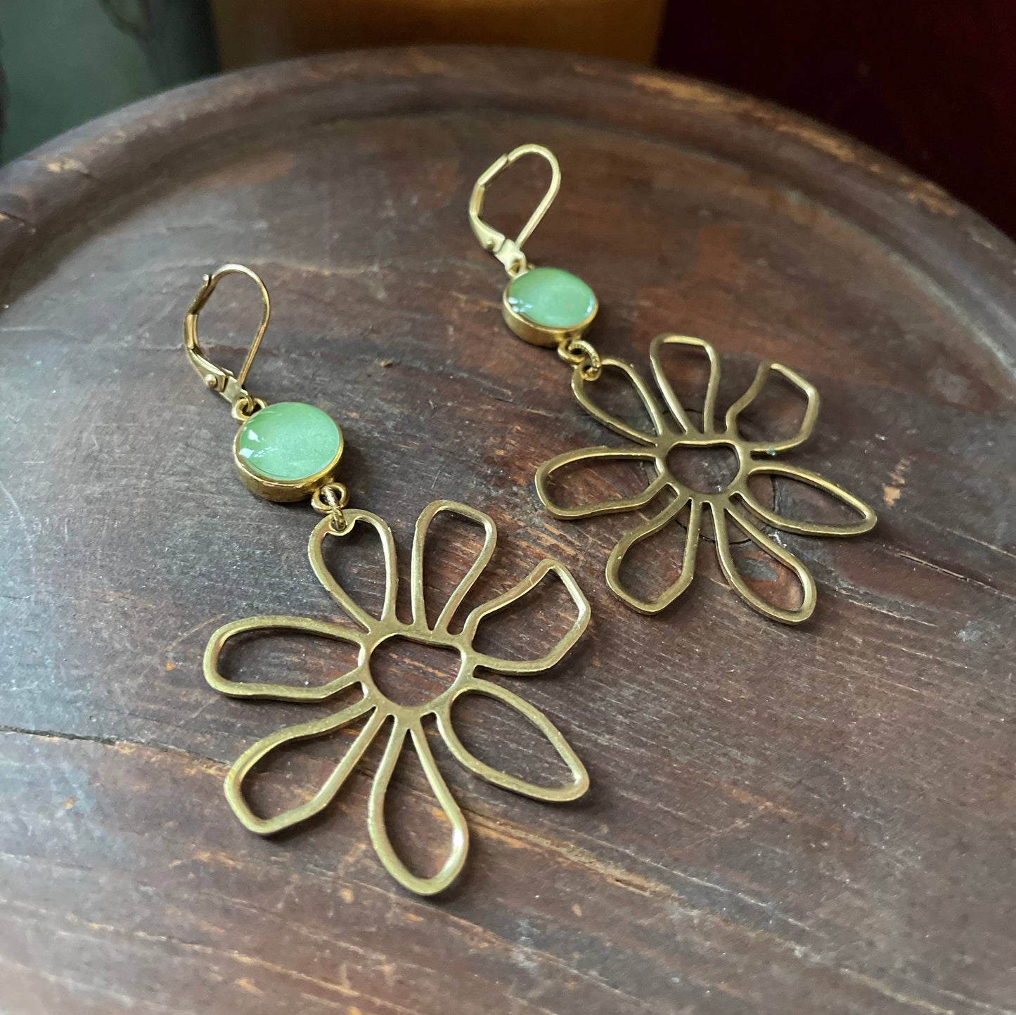 Brass & gold daisies - daisy, retro, 70s, flowers, green