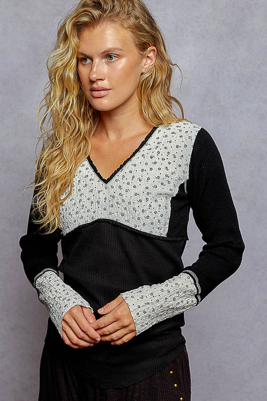 Black Floral Contrast V-Neck Top