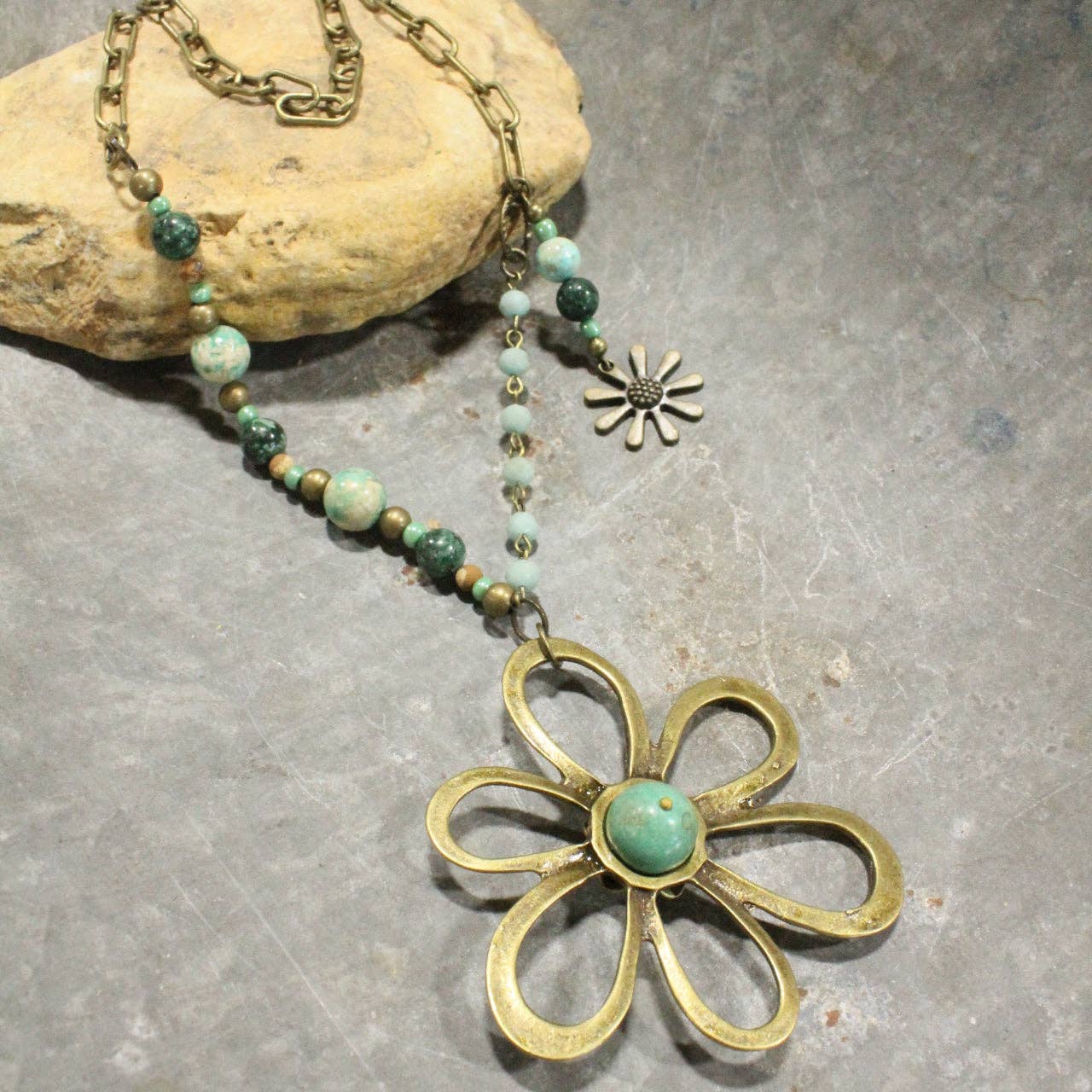 Dancing In The Daisies Necklace