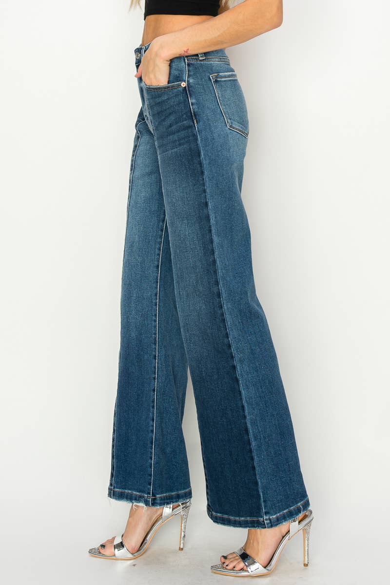 HIGH RISE RELAXED FLARE JEANS
