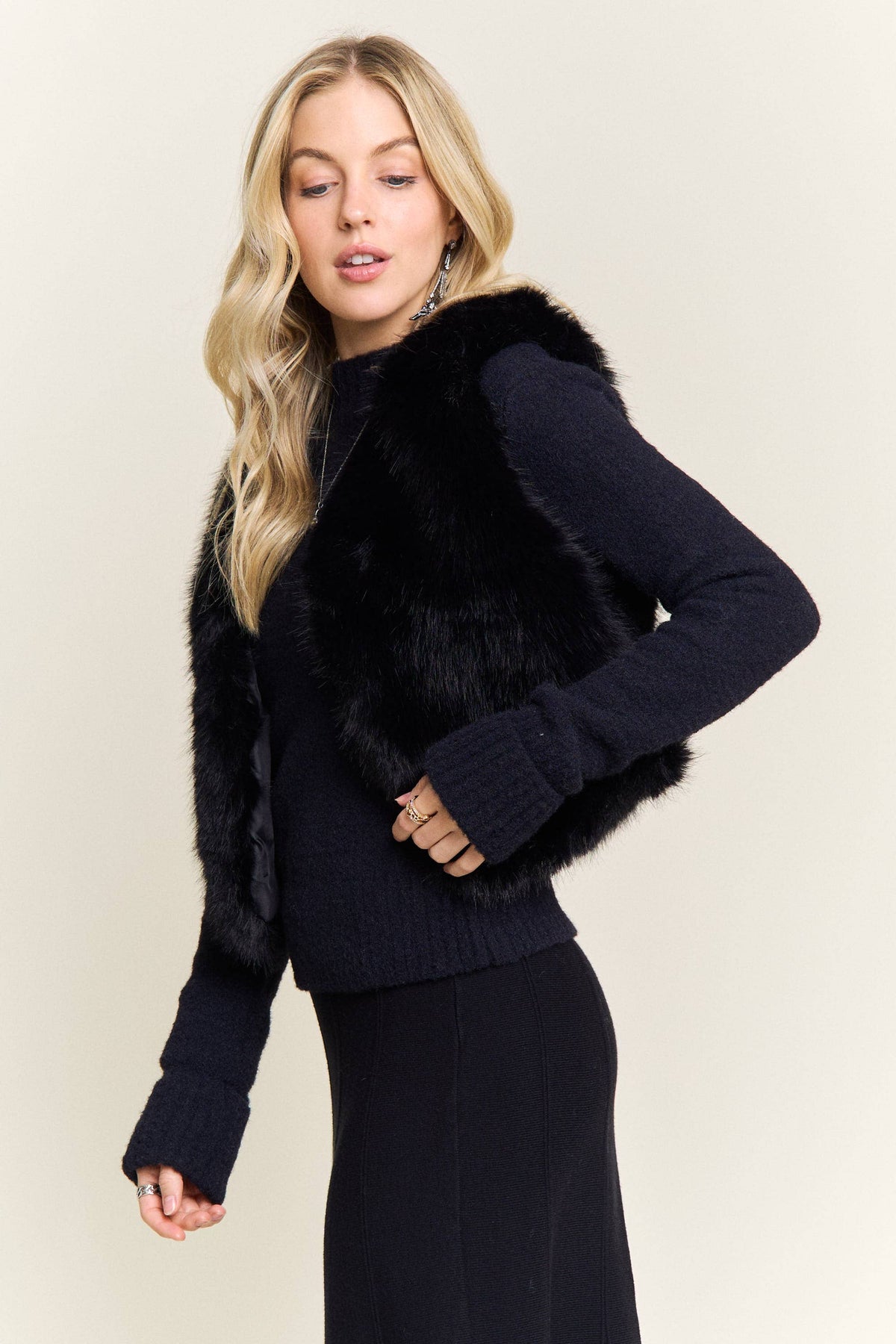 FAUX FUR OPEN FRONT CROP VEST