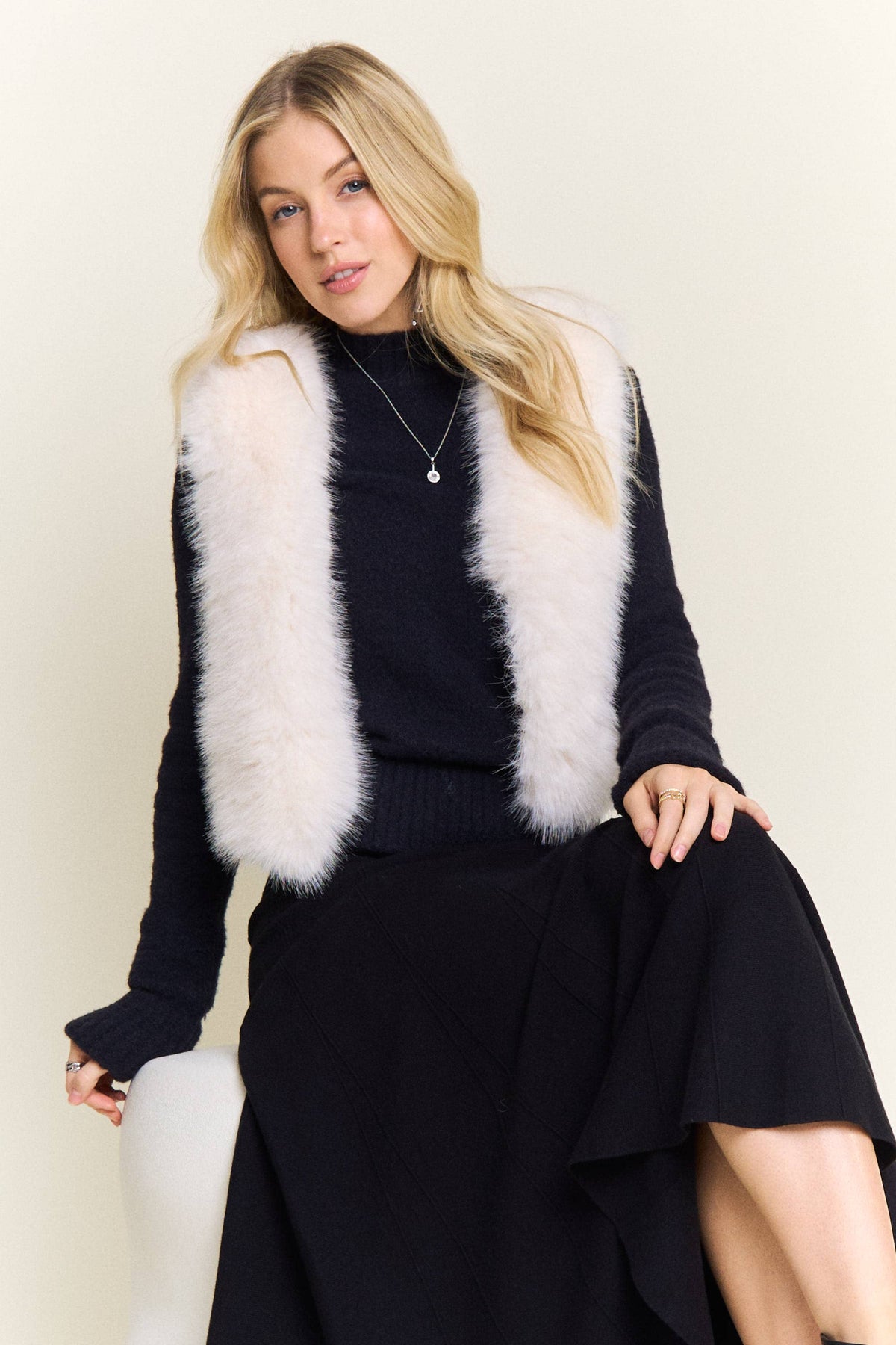 FAUX FUR OPEN FRONT CROP VEST