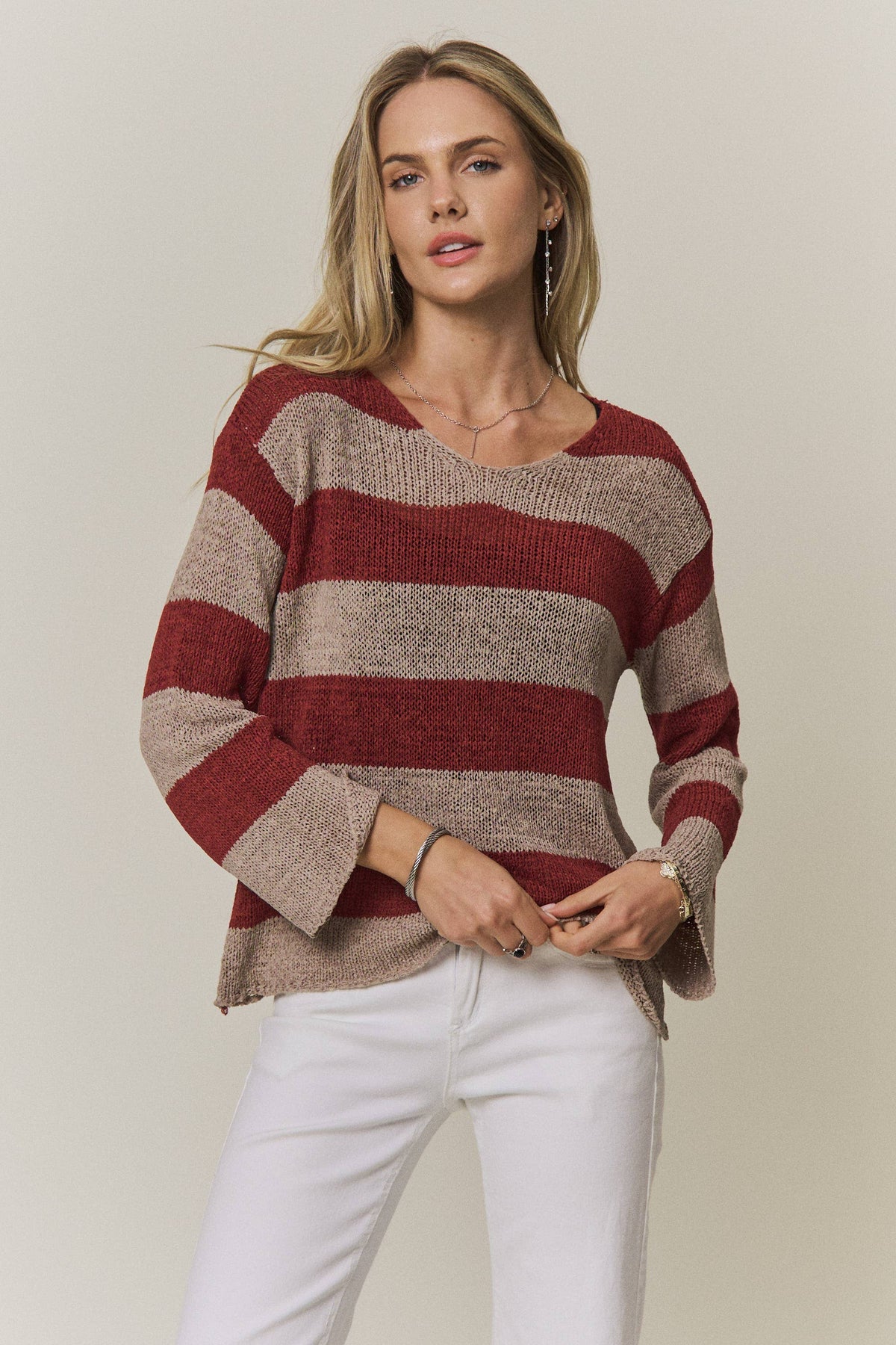 STRIPED LIGHTWEIGHT KNIT SWEATER