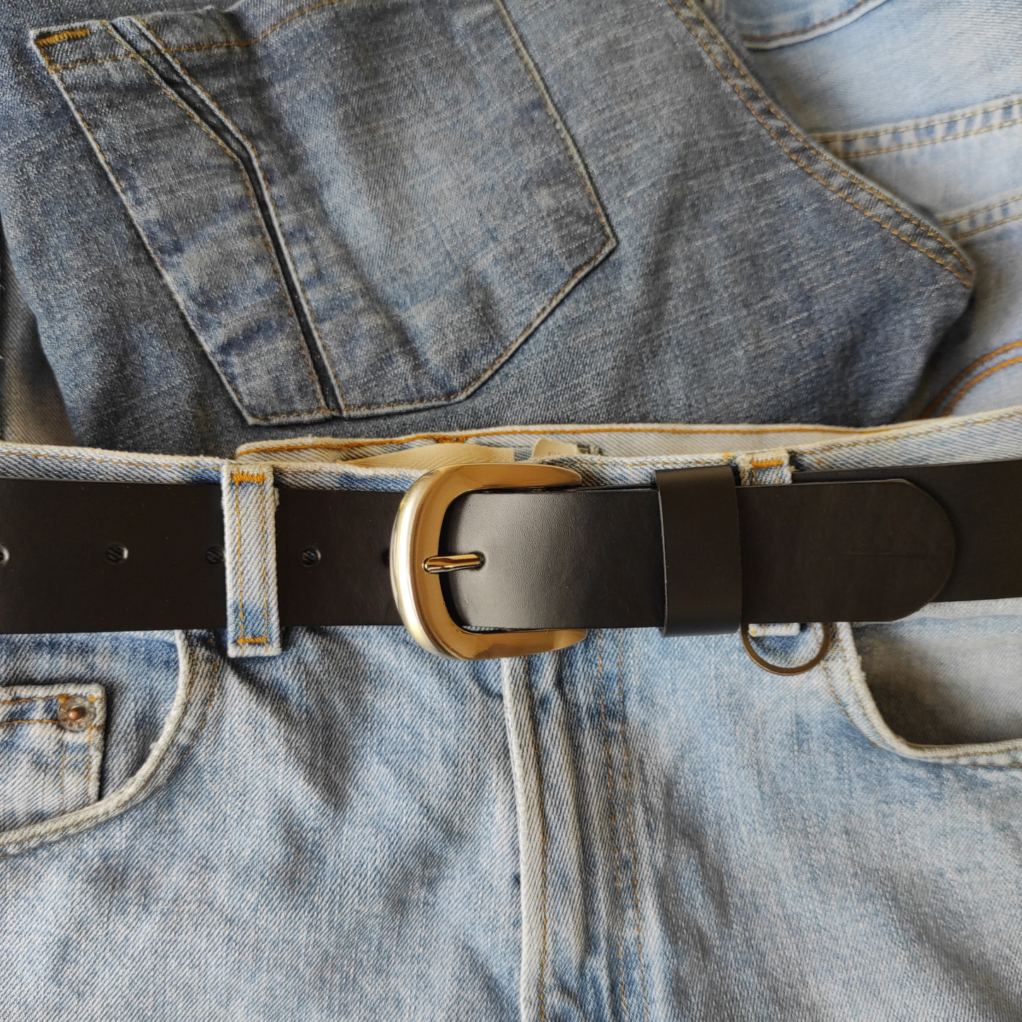 Black Full Grain Leather Belt with Pirate Belt Buckle