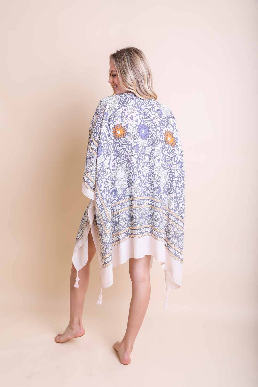 🌞 Moroccan Breeze Tassel Kimono – Versatile & Stylish