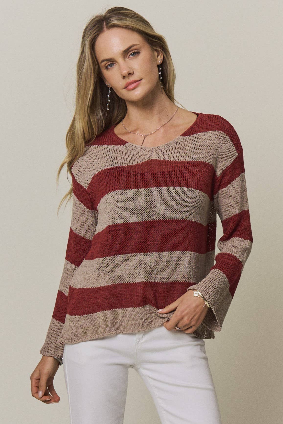 STRIPED LIGHTWEIGHT KNIT SWEATER