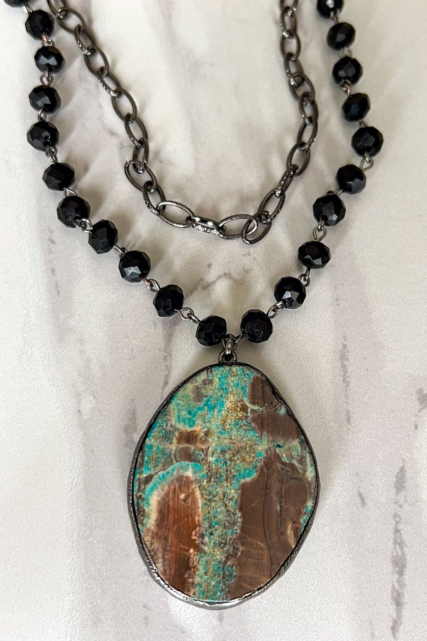 Paige Necklace Black