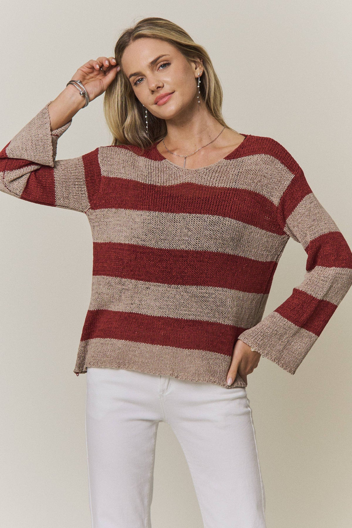 STRIPED LIGHTWEIGHT KNIT SWEATER