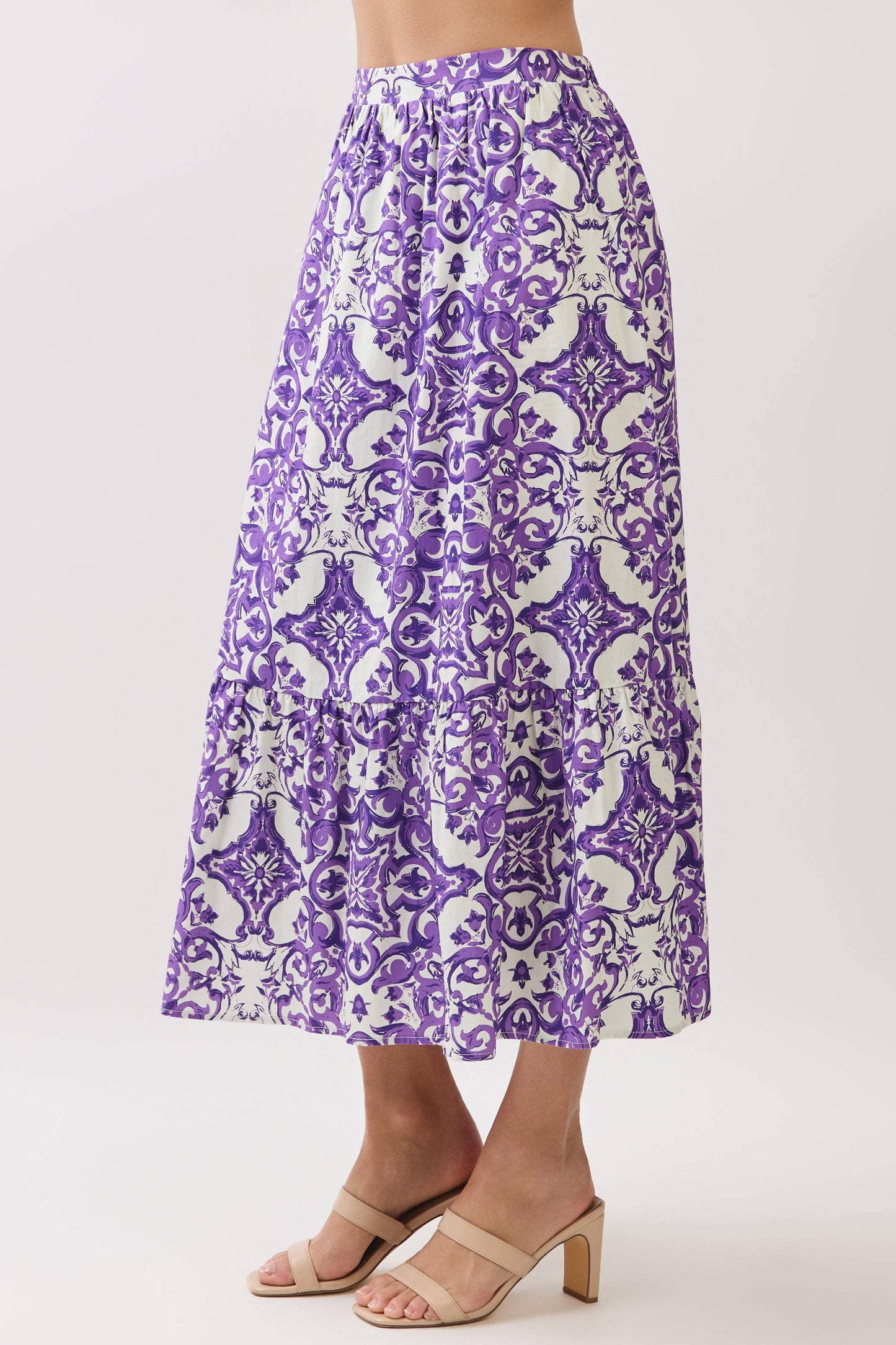 CS4076-Baroque Print Tiered Midi Skirt