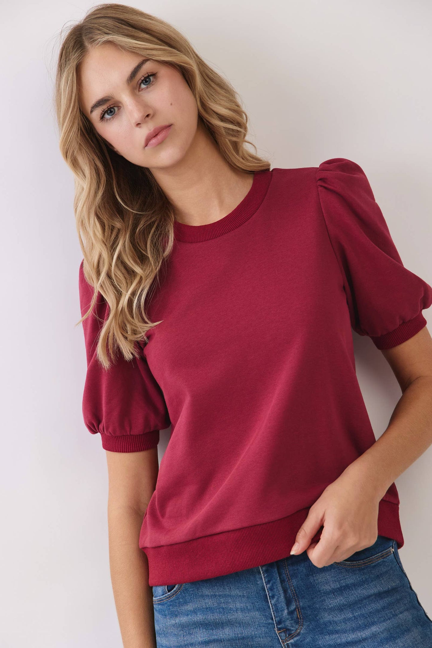 CT8936-Crew Neck Short Puff Sleeves Knit Top