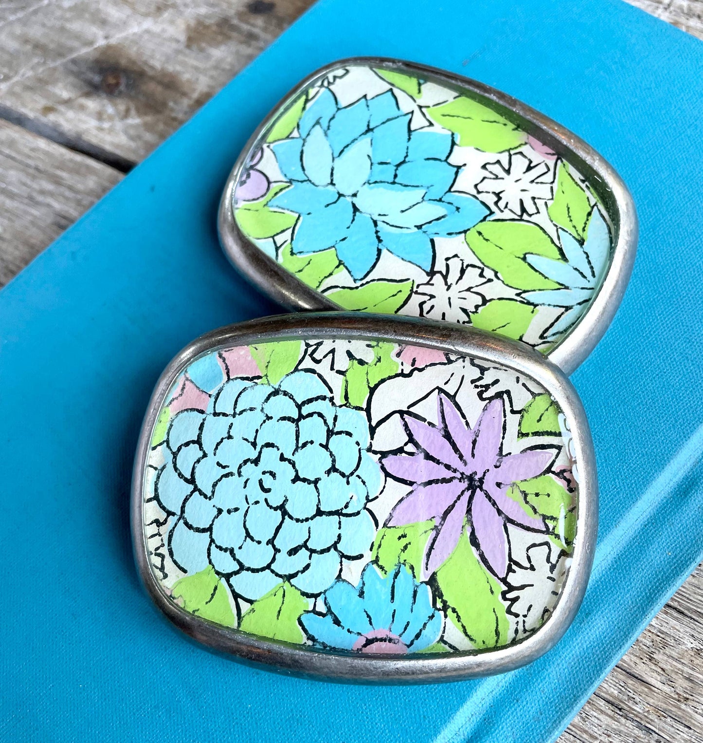 Belt buckle, pastels - vintage flowers, preppy, pink + green