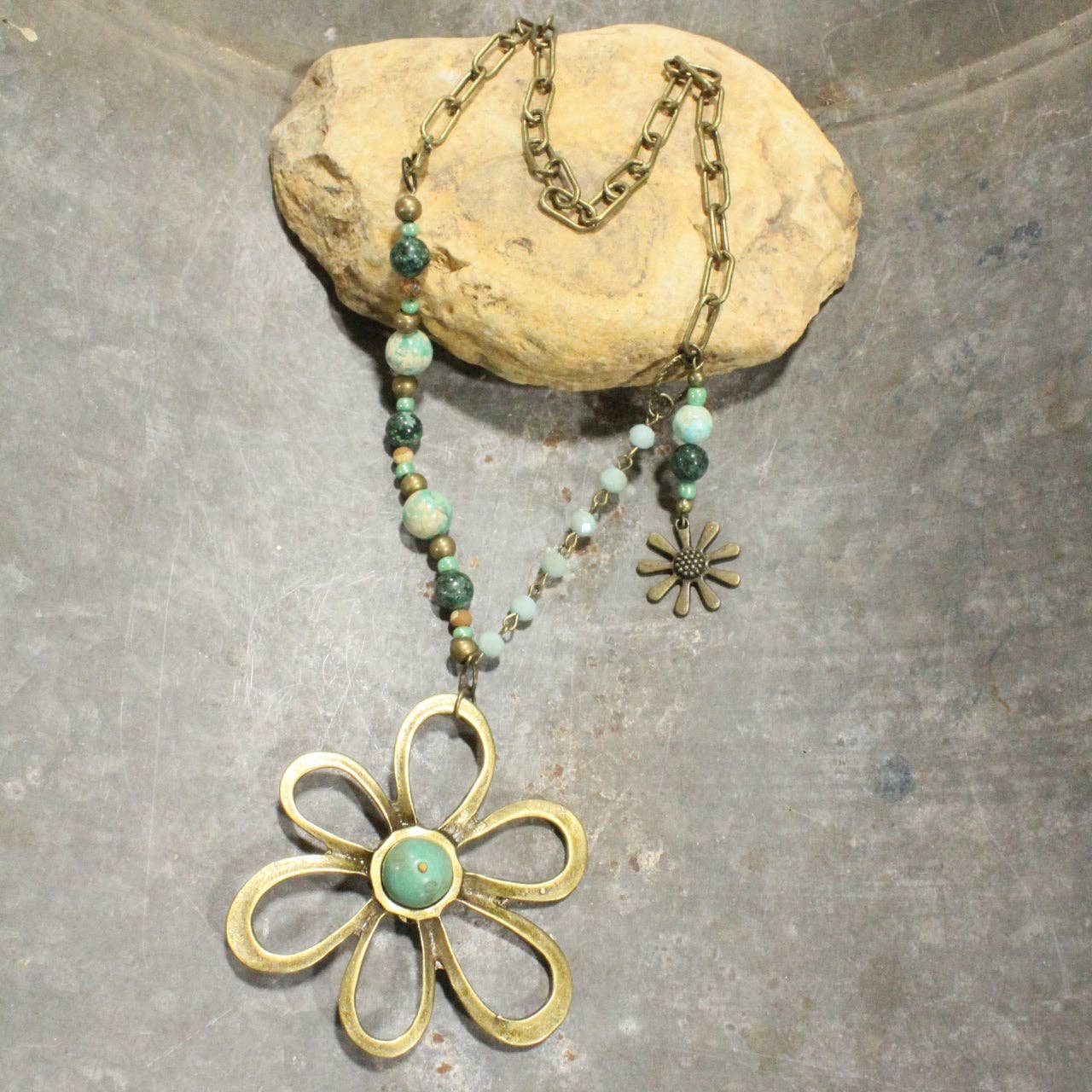 Dancing In The Daisies Necklace