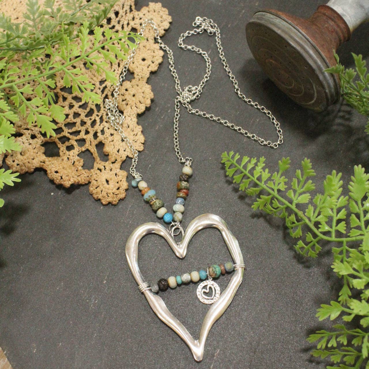 Retro Lovin' Necklace
